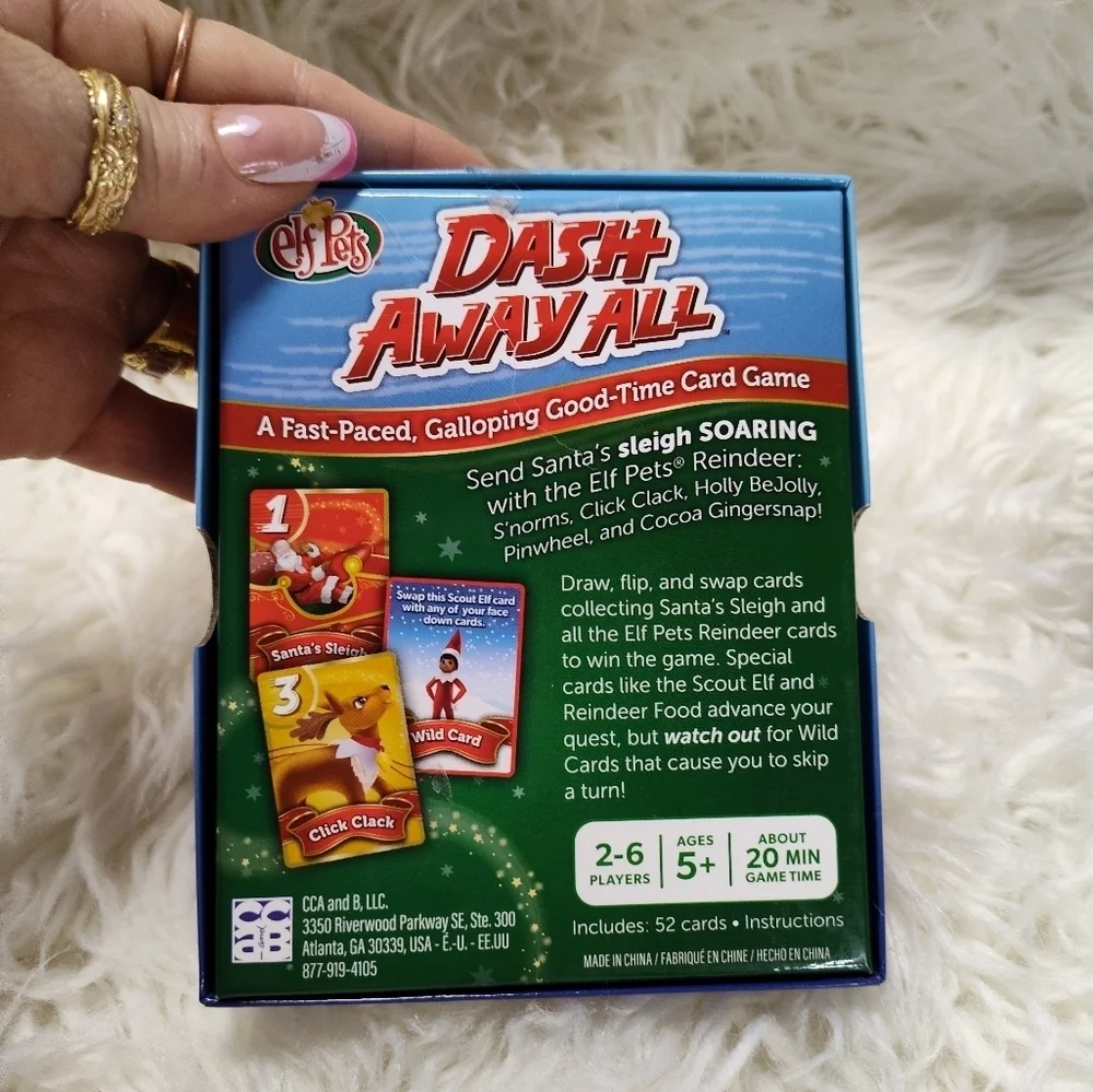 Elf on the Shelf Pets Dash Away All Card Game
